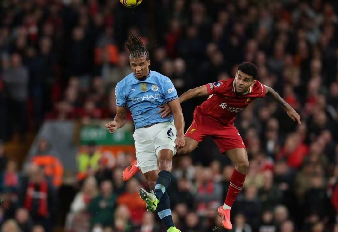 关键时刻曼城门线救险——中超节点到来；悬念犹存；身体对抗强度拉满(今日曼城对阵阿森纳首发大揭秘重磅出击)