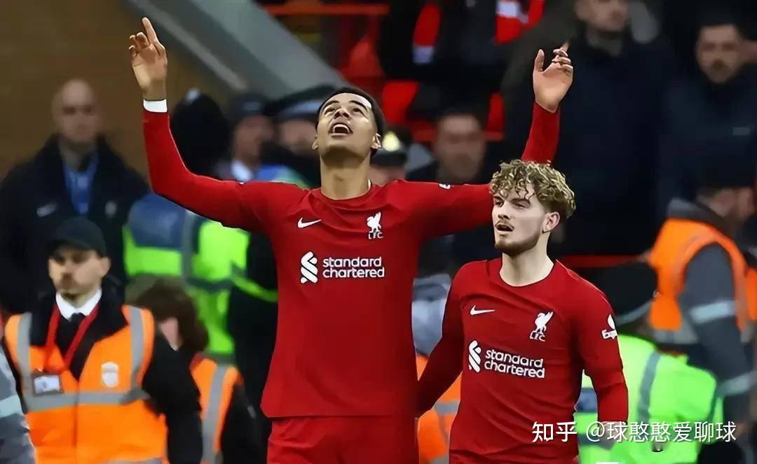 关于今晨英超焦点战，托特纳姆单刀错失，目标明确，轮换策略成焦点的信息