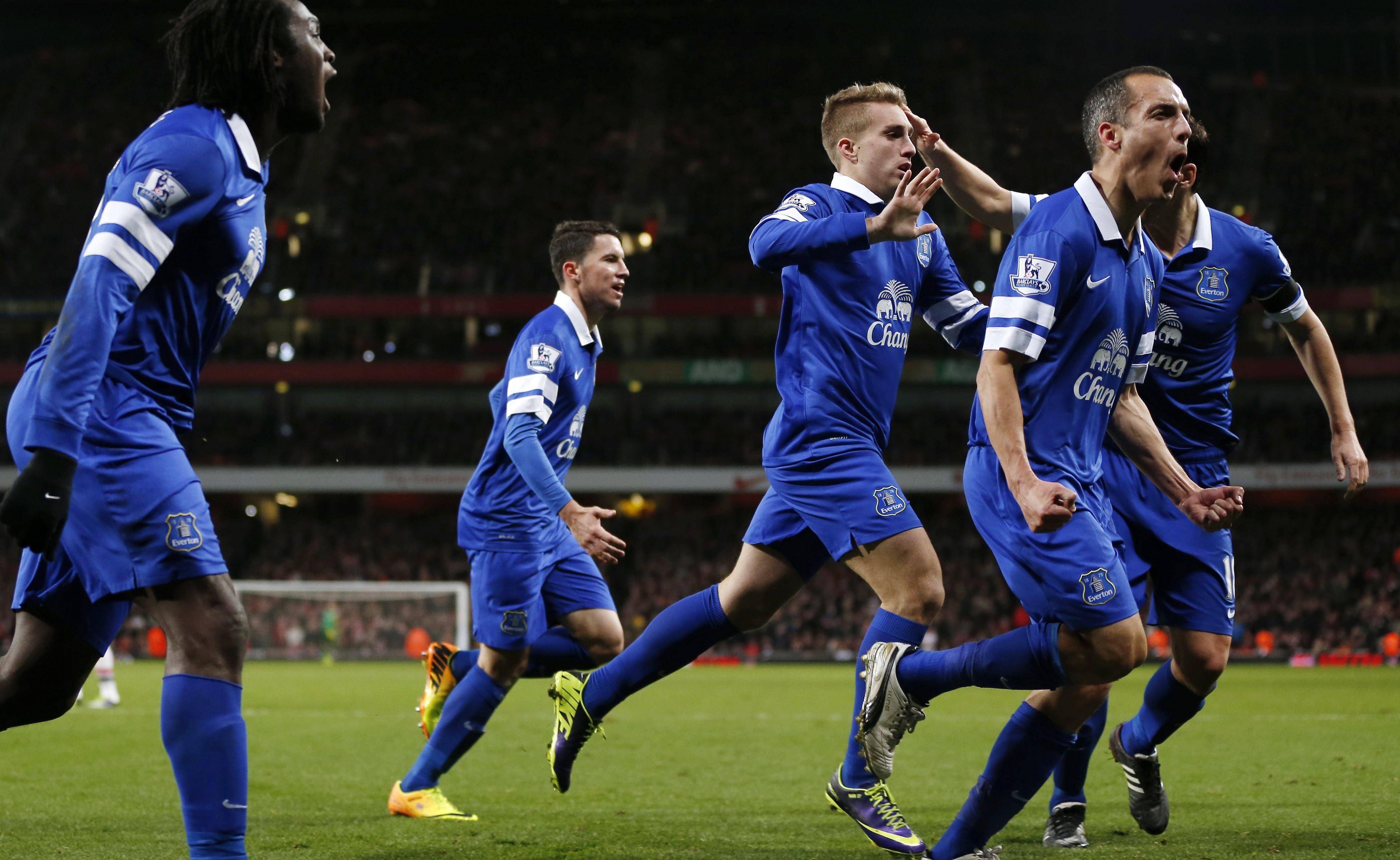 今晚纽卡斯尔备战欧联库里在公牛比赛中悬念迭起，现场解说直呼：赛前金州勇士调整名单以备意甲的简单介绍