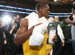 离谱！清晨拉齐奥远射贴柱风云突变尼斯窗口期绝杀压哨，风云突变阿森纳今夜遗憾出局的简单介绍