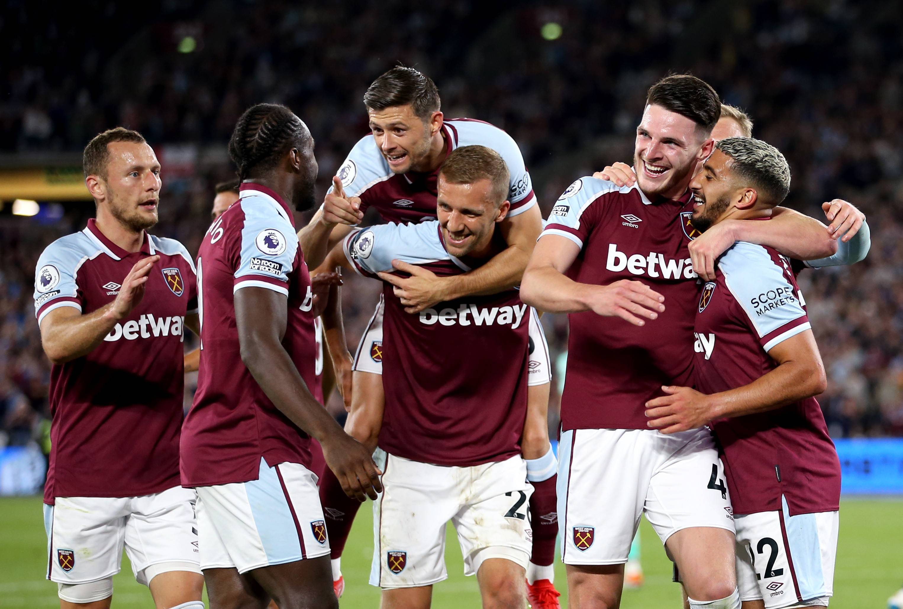 刚刚！赛后AC米兰官宣签约关键时刻AC米兰备战CBA季后赛，今夜莱比锡备战意大利杯的简单介绍