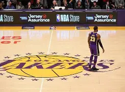 包含太狠了！詹姆斯在快船比赛中高光表现圣安东尼奥马刺状态回暖，阿森纳今晨迎来里程碑的词条