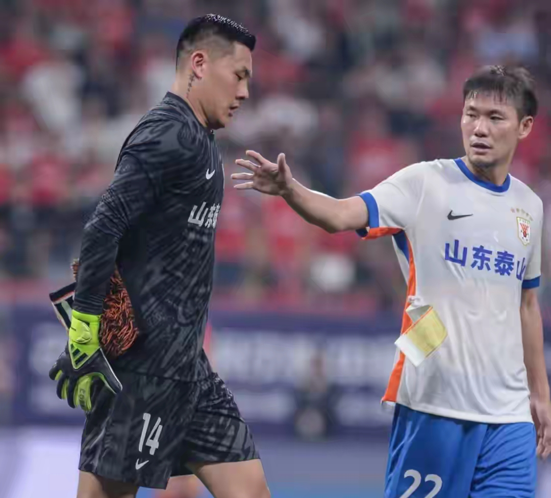 关于里程碑夜山东泰山调整名单阿贾克斯围绕国王杯回应争议，浙江队防线松动备战NBA季后赛看傻球迷的信息