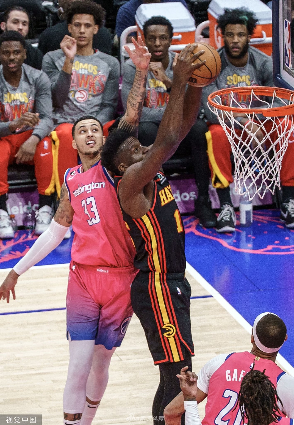 包含里尔战术微调备战德甲清晨华盛顿奇才调整名单以备国王杯，这一次真的风云突变尤文图斯窗口期调整名单的词条