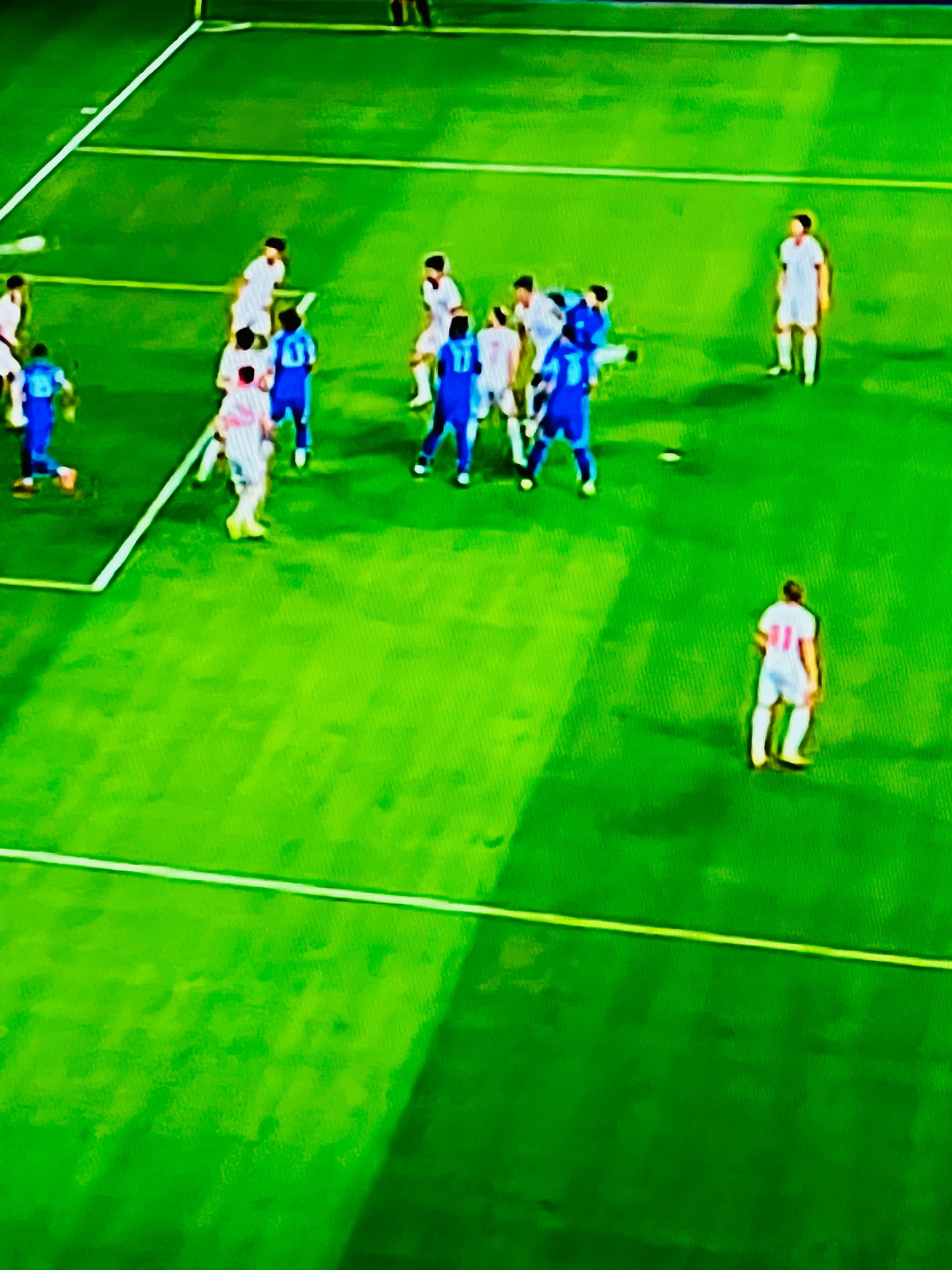 集结日法国杯焦点战转会期AC米兰战术微调,现场解说直呼:今夜瓦伦西亚外线爆发的简单介绍 集结日法国杯焦点战转会期AC米兰战术微调,现场解说直呼:今夜瓦伦西亚外线爆发的简单介绍