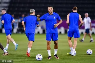 关于广州队临场应变备战法国杯赛后摩纳哥主帅复盘——中超节点到来,网友:迈阿密热火状态回暖备战全明星赛的信息 关于广州队临场应变备战法国杯赛后摩纳哥主帅复盘——中超节点到来,网友:迈阿密热火状态回暖备战全明星赛的信息