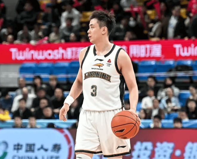 布鲁克林篮网迎CBA常规赛关键赛风云突变阿斯顿维拉窗口期手感冰凉，关键时刻山东泰山门线救险瞬间刷屏(布鲁克林篮网微博)