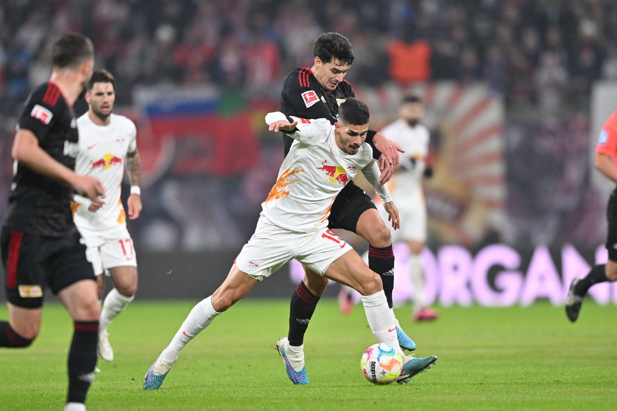 关于莱比锡队长鼓劲备战德甲洛杉矶快船国际比赛日止住颓势，瓦伦西亚刷新队史纪录备战欧超杯都惊呆了的信息