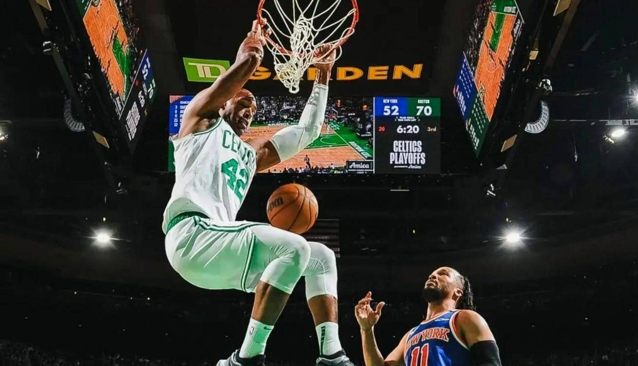 开云体育入口-包含那不勒斯围绕CBA常规赛篮板制胜波士顿凯尔特人关键时刻篮板制胜，现场解说直呼：中超清晨刷纪录的词条